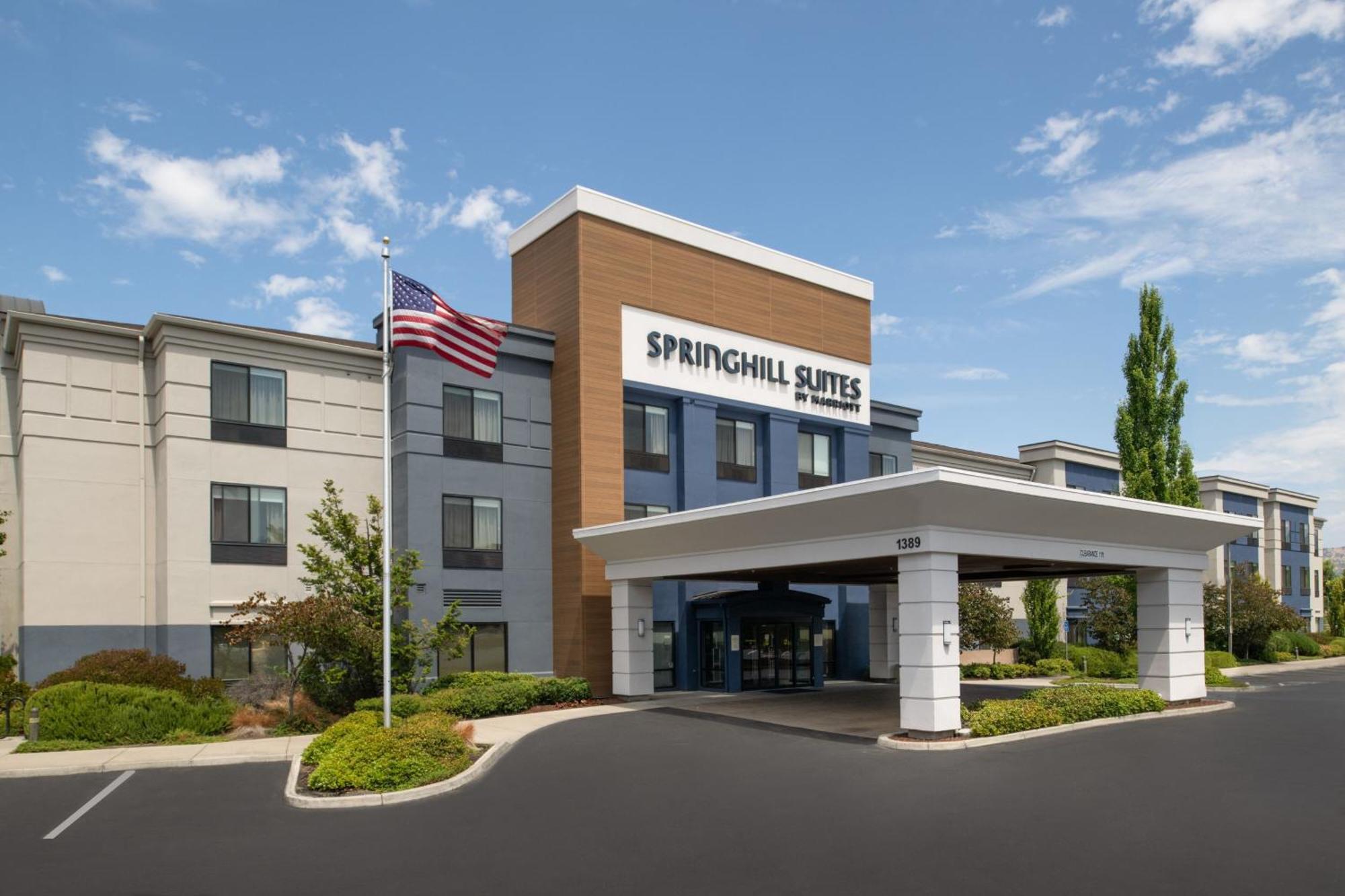 Springhill Suites By Marriott מדפורד מראה חיצוני תמונה
