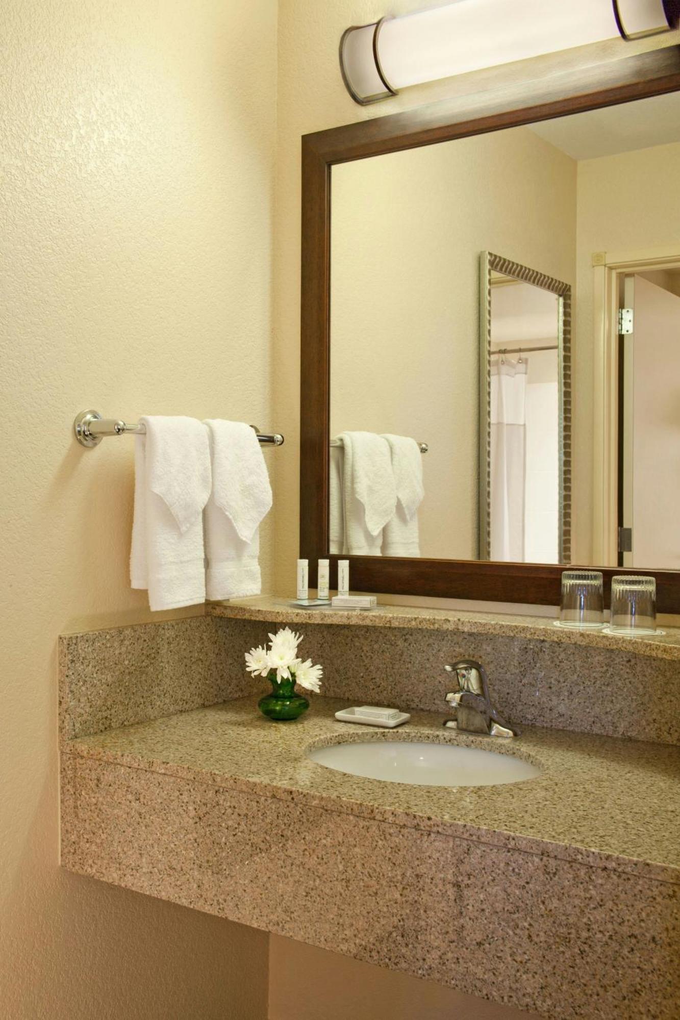 Springhill Suites By Marriott מדפורד מראה חיצוני תמונה