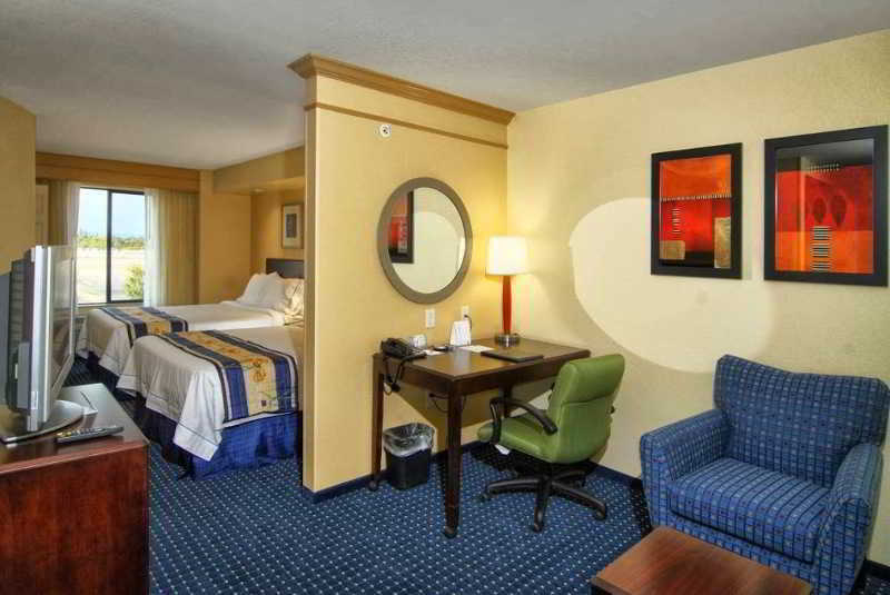 Springhill Suites By Marriott מדפורד מראה חיצוני תמונה